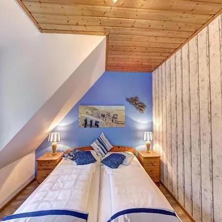 In Burhave Holiday home *